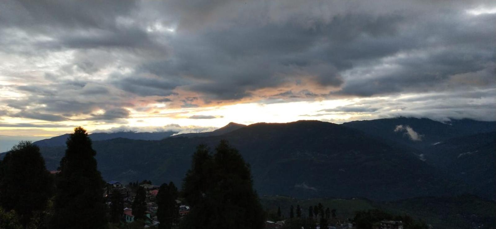 Swabhumi Homestay Kurseong Zewnętrze zdjęcie